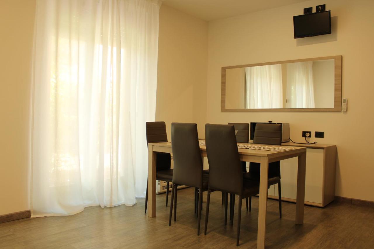 Aparthotel Royal House *